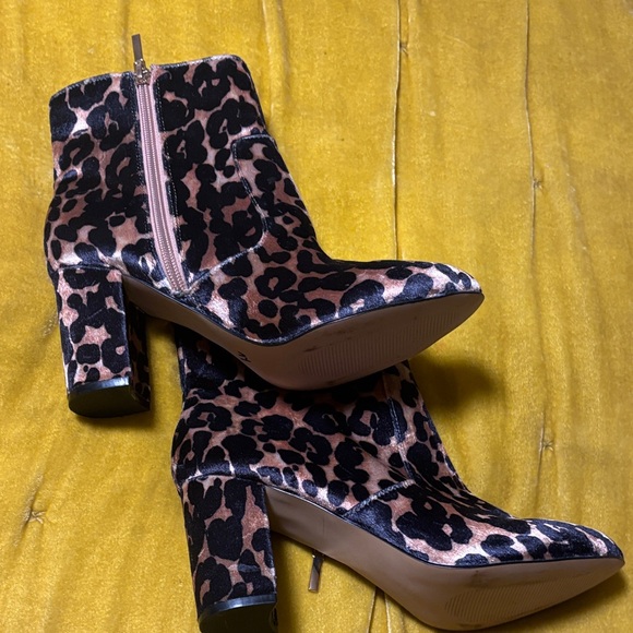 Leopard Print Ankle Booties - Picture 1 of 5